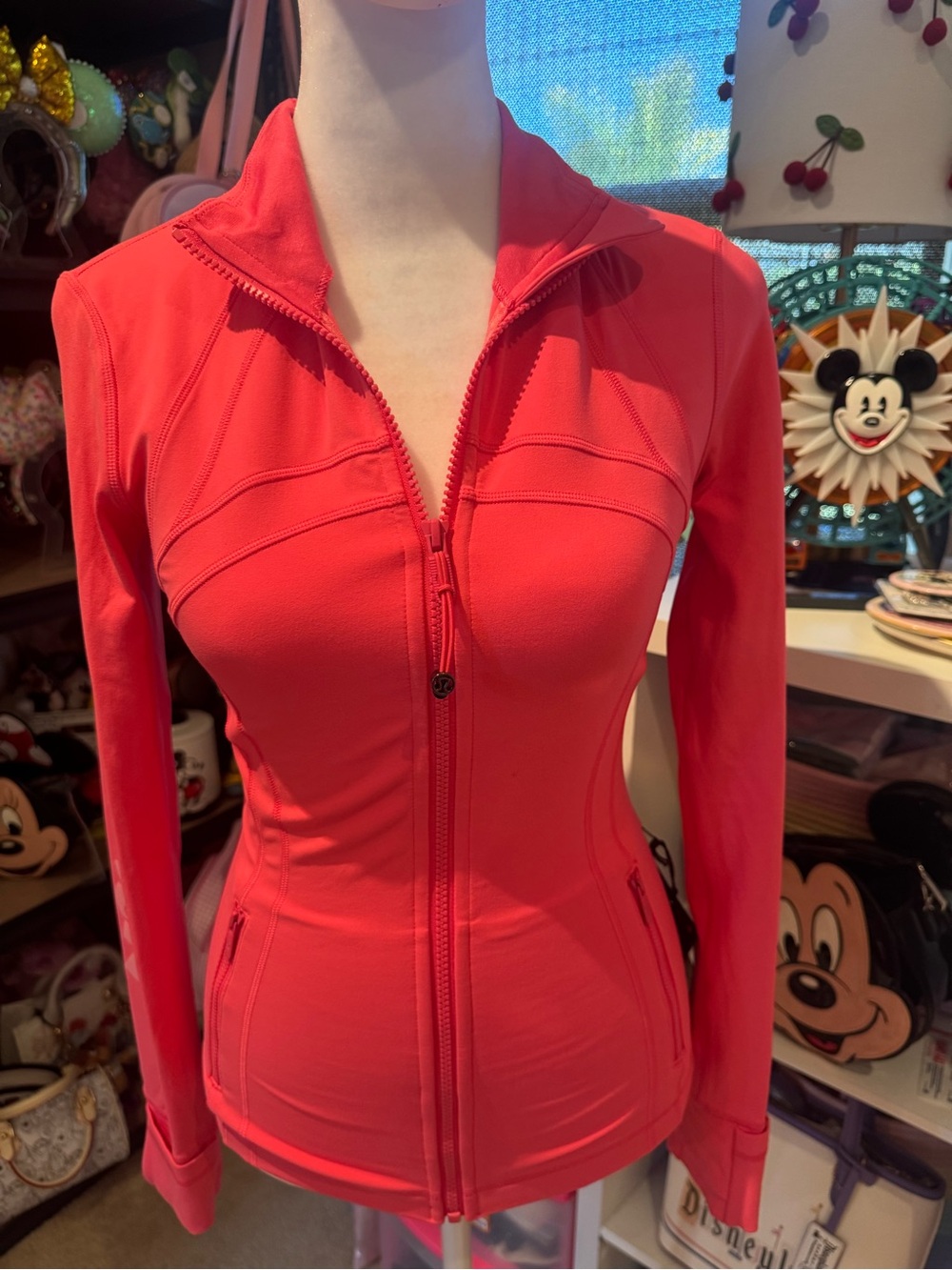 Lululemon x Disney Define Jacket NWT Size 4